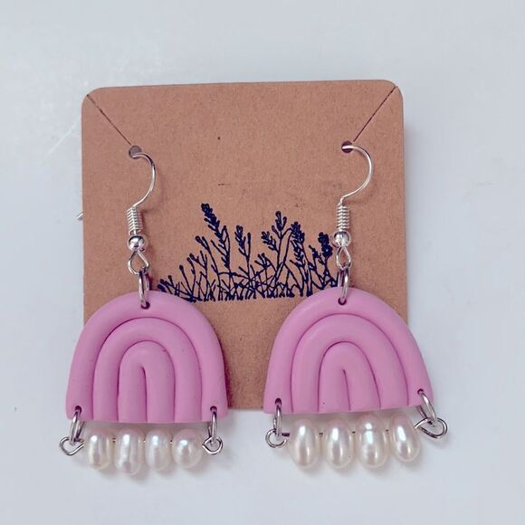 🌸Lovely Pink Rainbow Pearl Earrings - Picture 1 of 4